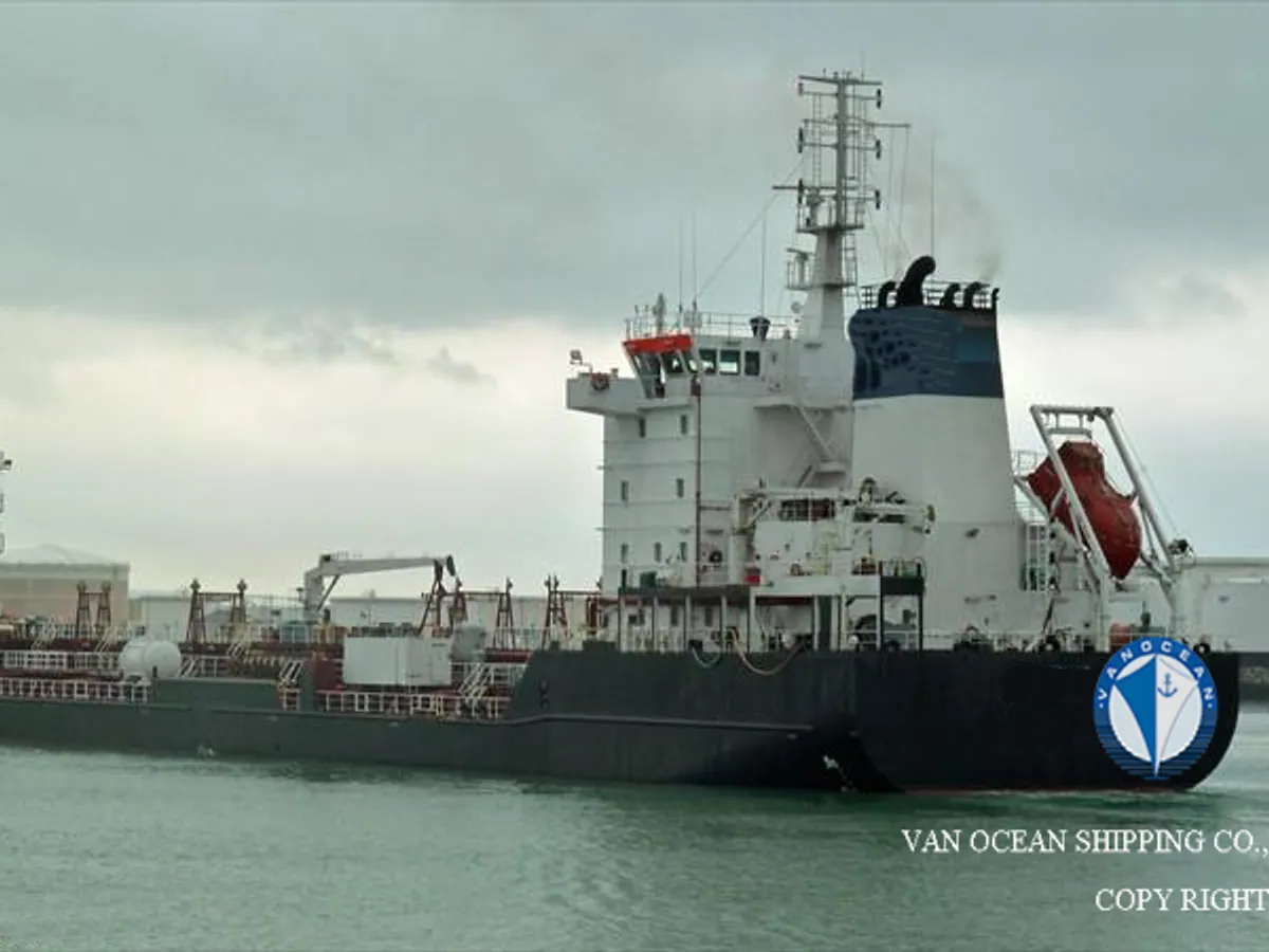Navio-tanque de óleo/produtos químicos à venda