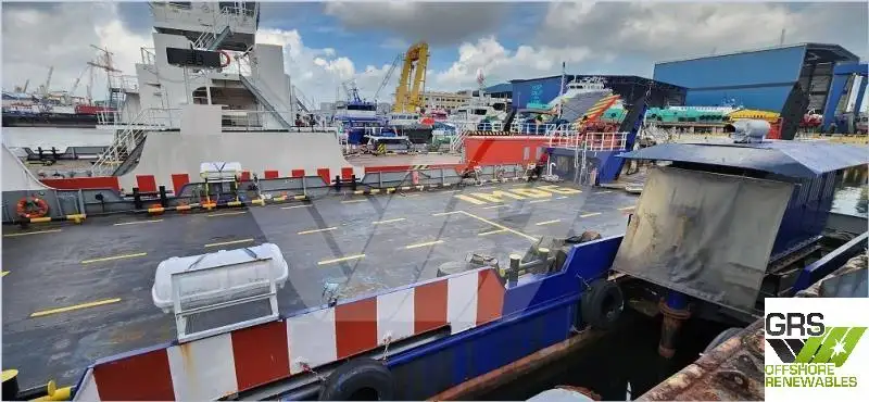 Balsa de desembarque, tanque à venda