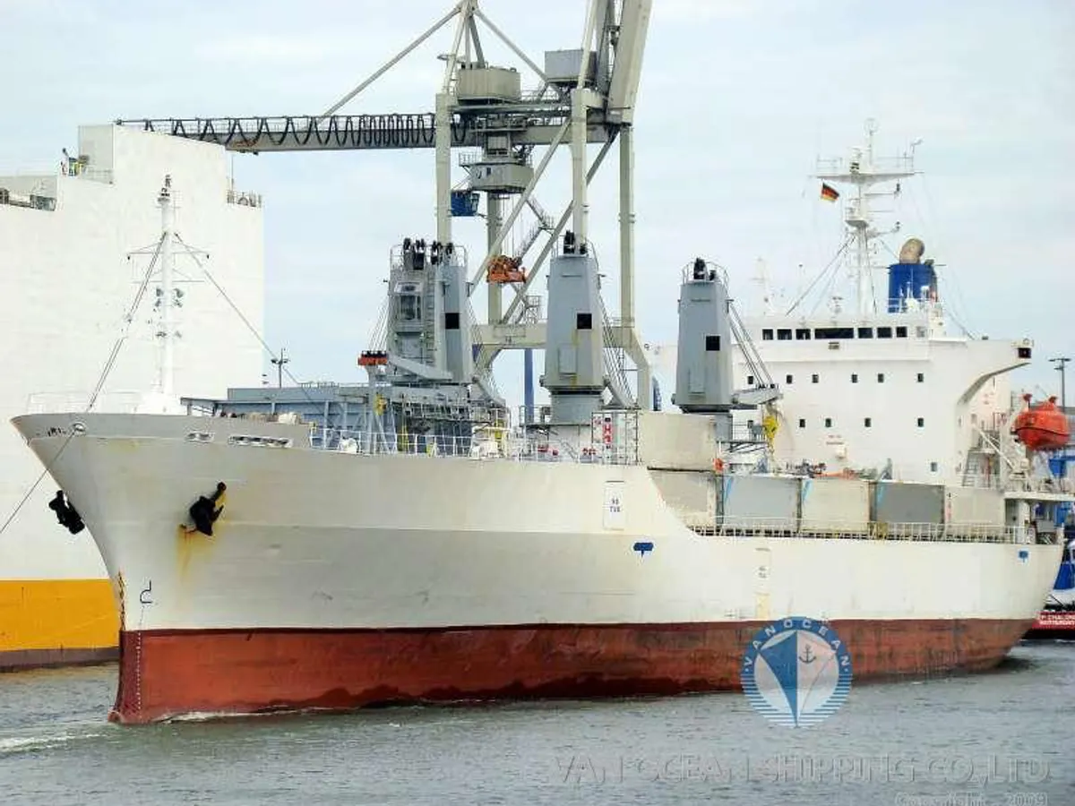 Navio-tanque de óleo/produtos químicos à venda