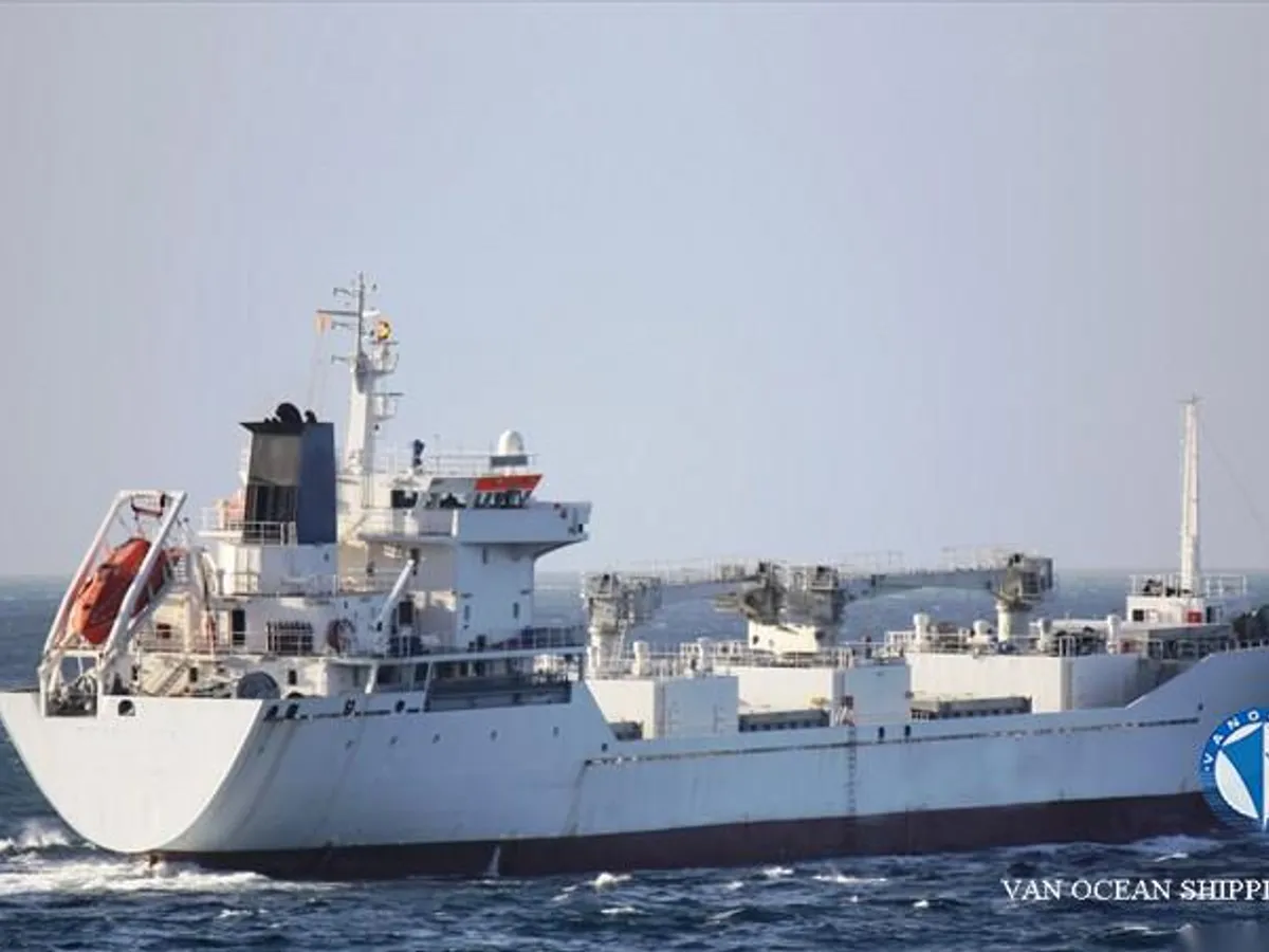Navio frigorífico à venda