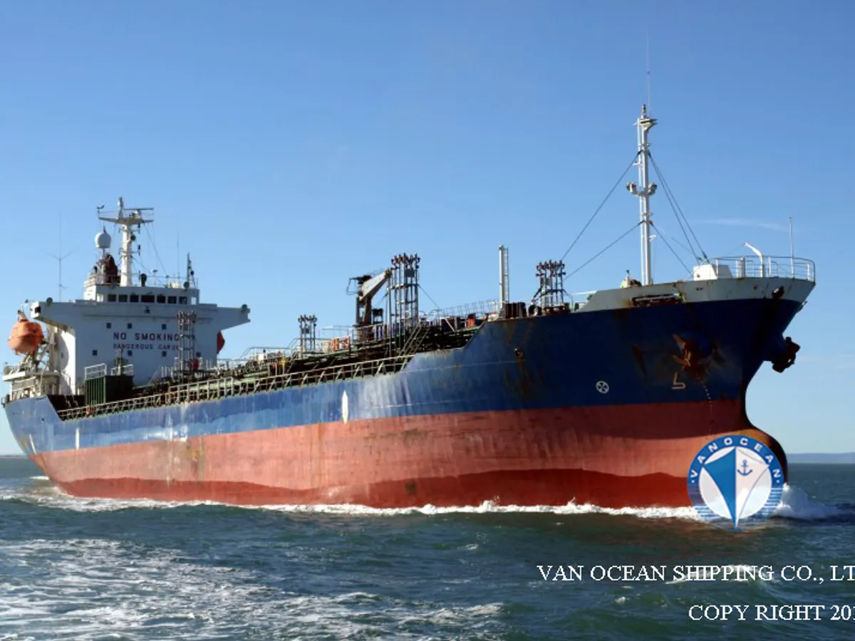 Navio-tanque de óleo/produtos químicos à venda