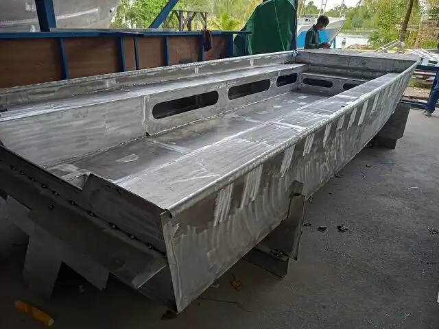 Barcos de trabalho à venda