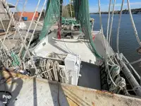 Navio de pesca de arrasto à venda