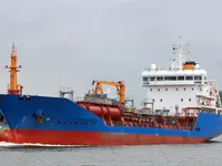Navio-tanque de combustível à venda