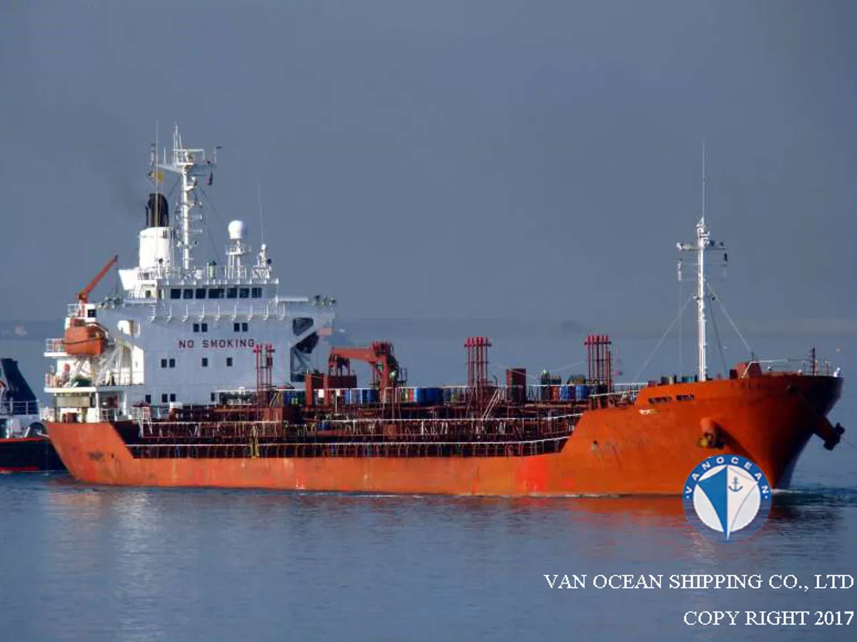 Navio-tanque de óleo/produtos químicos à venda