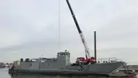 Balsa de desembarque, tanque à venda