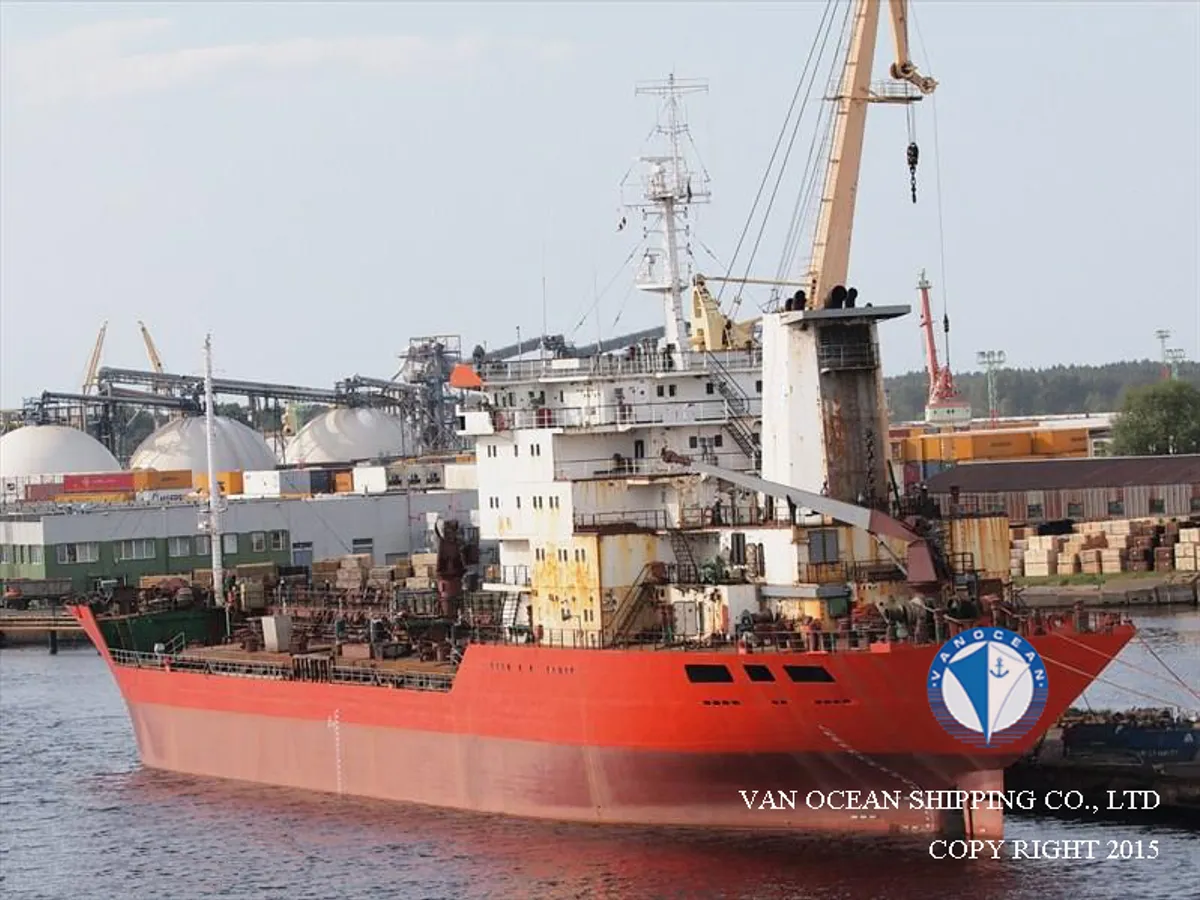 Navio-tanque de óleo/produtos químicos à venda