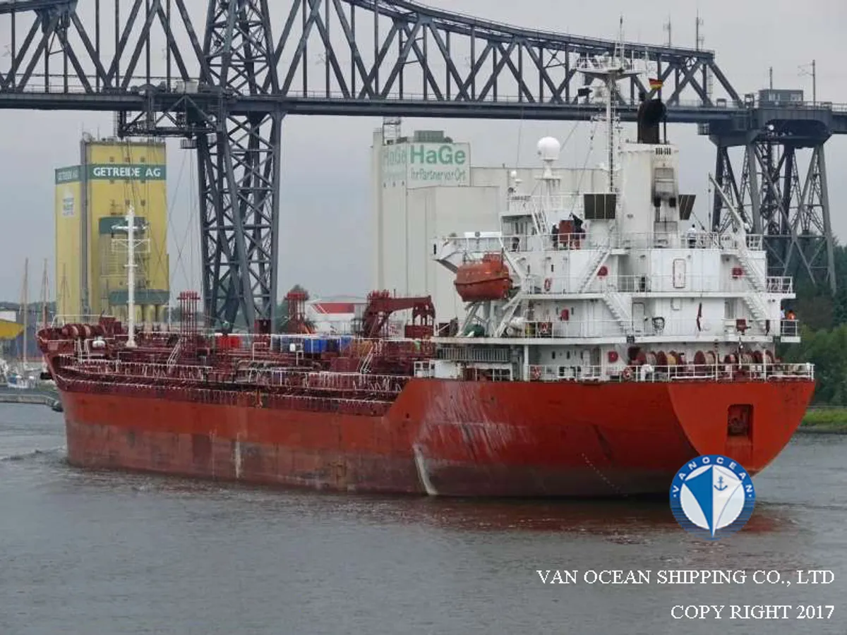 Navio-tanque de óleo/produtos químicos à venda