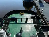 Rebocador à venda