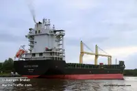 Navio frigorífico à venda