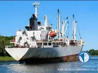 Navio frigorífico à venda