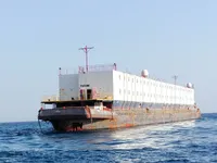 Barcaça de alojamento à venda
