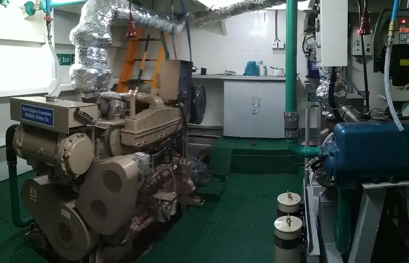 Balsa de desembarque, tanque à venda