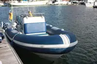 Bote inflável rígido à venda