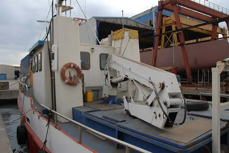 Barcos de trabalho à venda