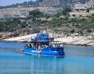 Submarino à venda
