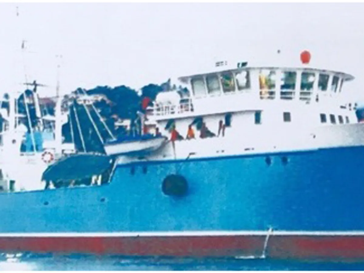 Navio de pesca de arrasto à venda
