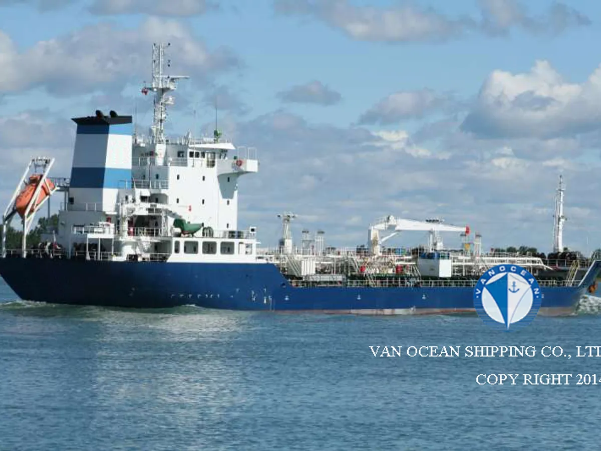 Navio-tanque de óleo/produtos químicos à venda