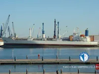 Navio frigorífico à venda