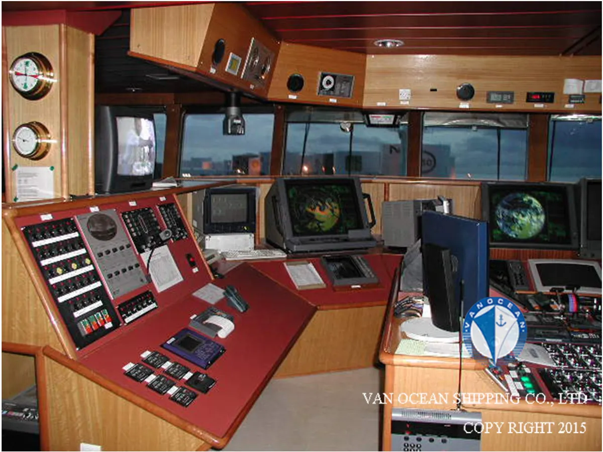 Navio de pesca de arrasto à venda