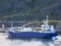 Navio frigorífico à venda
