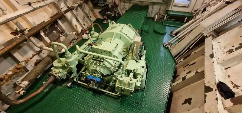 Navio-tanque de combustível à venda