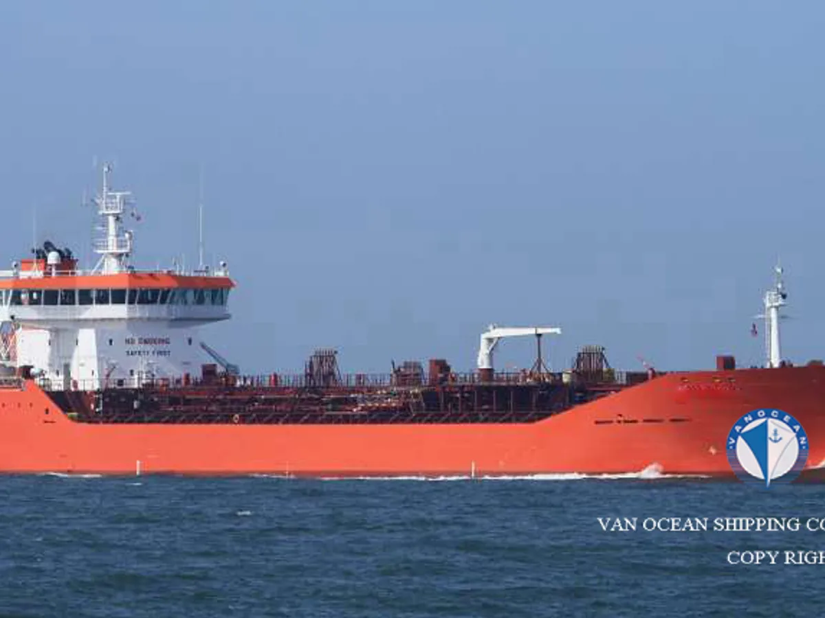 Navio-tanque de óleo/produtos químicos à venda