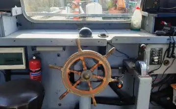 Barcos de trabalho à venda