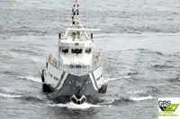 Barco de tripulação à venda