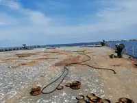 Barcaça à venda