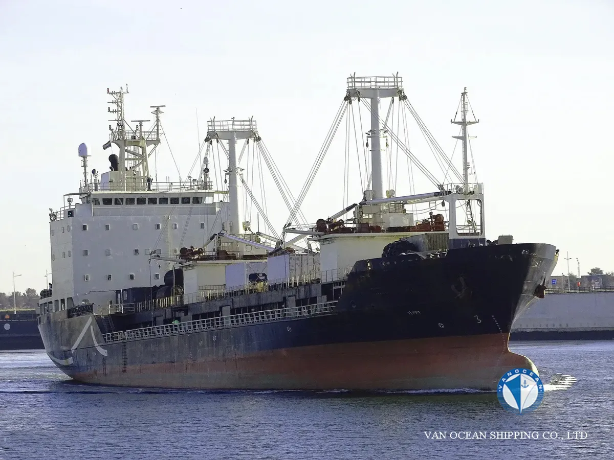Navio frigorífico à venda