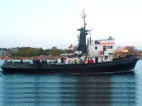 Rebocador à venda