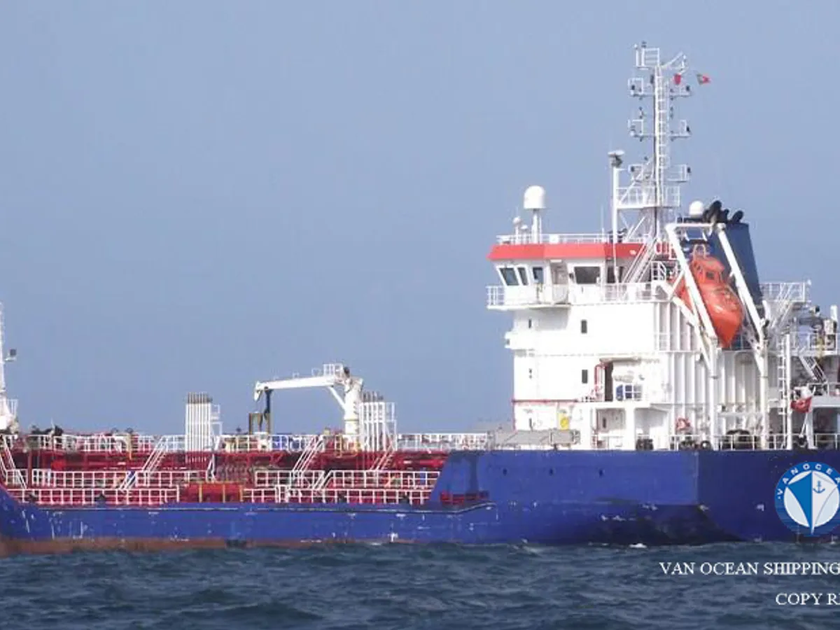 Navio-tanque de óleo/produtos químicos à venda