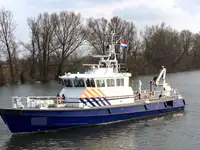 Navio de patrulha à venda