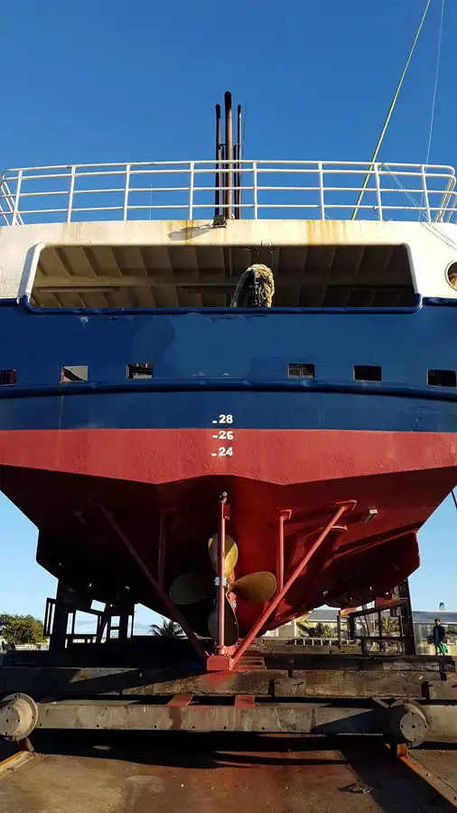 Navio de pesca de arrasto à venda