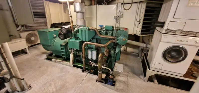 Navio-tanque de combustível à venda