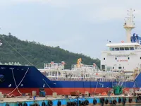 Navio-tanque de óleo/produtos químicos à venda