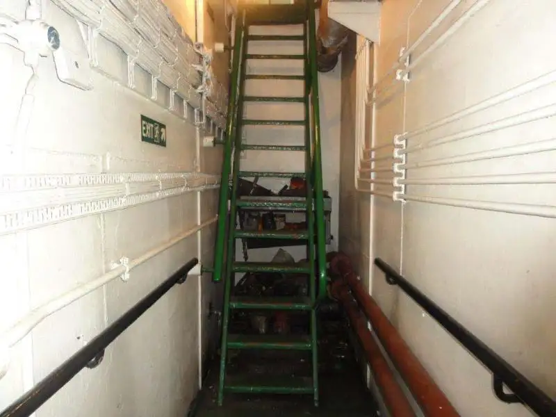 Rebocador à venda