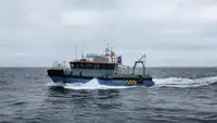 Navio porta-contêineres à venda