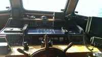 Barco de tripulação à venda