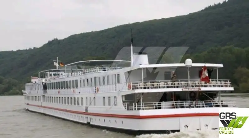 Navio de cruzeiro à venda