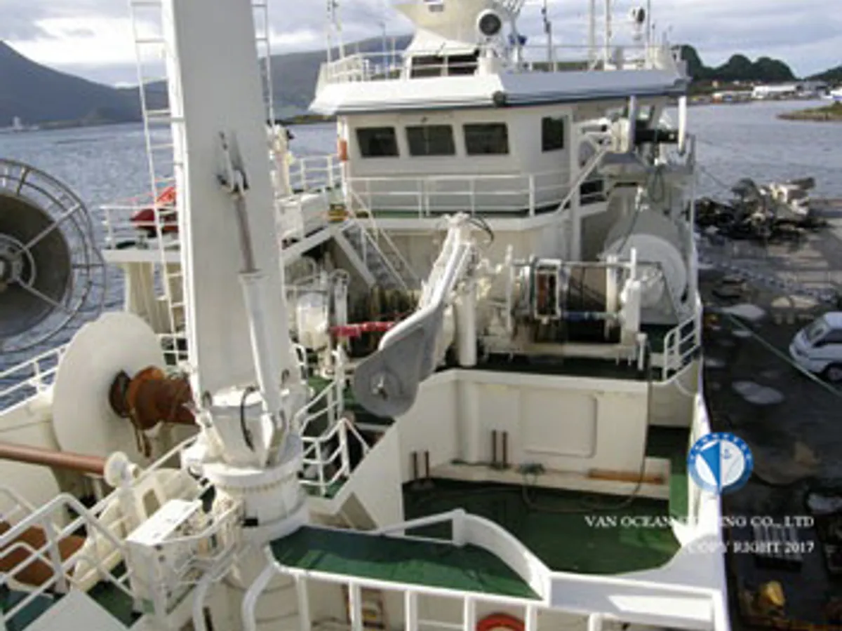 Navio de pesca de arrasto à venda