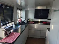 Barcaça à venda