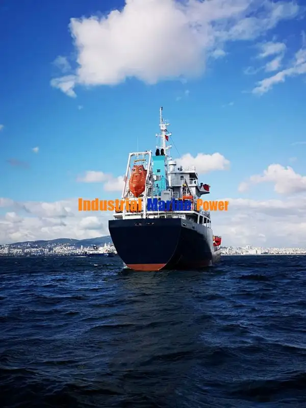 Navio-tanque de óleo/produtos químicos à venda