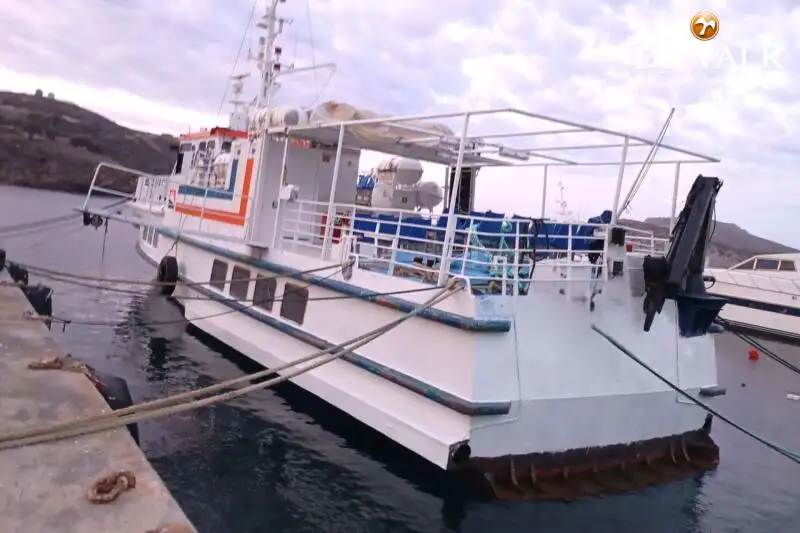 Navio de transporte de passageiros (Ferry) à venda