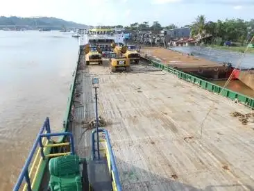 Balsa de desembarque, tanque à venda