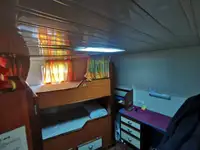 Navio de abastecimento à venda