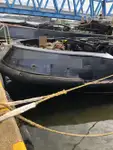 Rebocador à venda