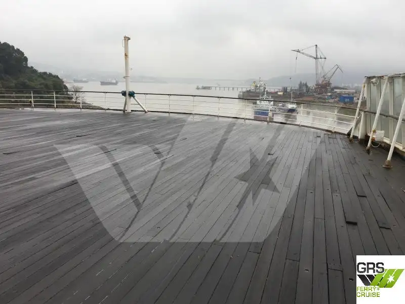 Navio de cruzeiro à venda