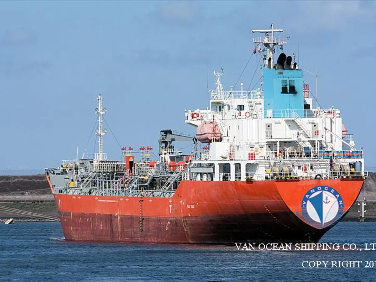 Navio-tanque de óleo/produtos químicos à venda